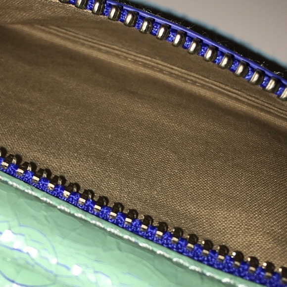 RAFE MINT CLUTCH - Picture 4 of 8